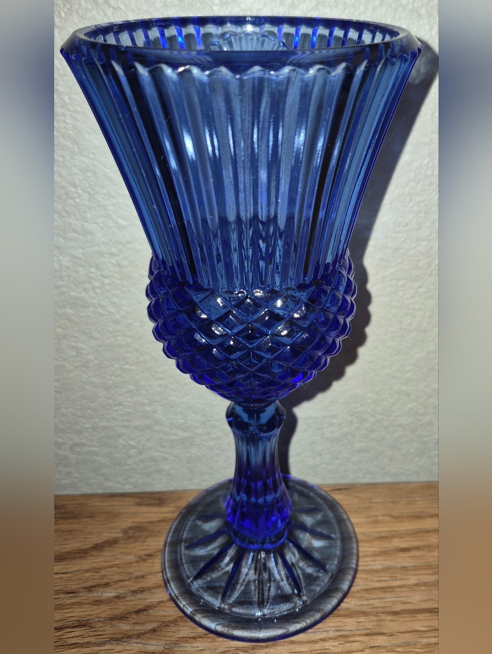 Vintage Avon Fostoria George Washington Cobalt Blue Wine Glass - Picture 2 of 4